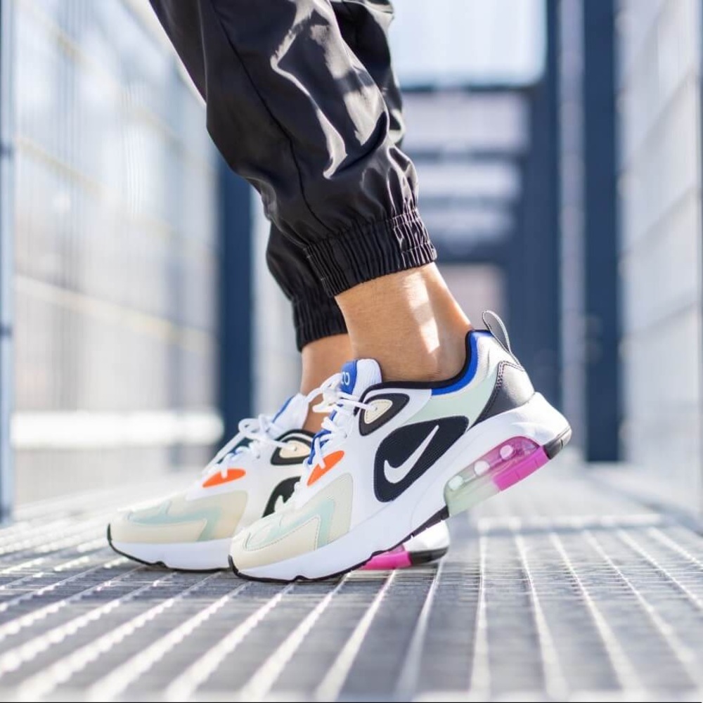 Nike Air Max 200 Women's Sneakers